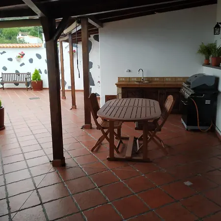 Casa Rural Abuelo Felipe Holiday home